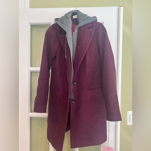 Aced Les Filles Peaked Lapel Jacket with Zip Out Bib - Picture 3 of 6